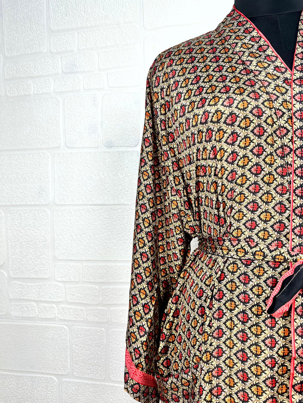 Women's Recycled Silk Kimono Robe in floral