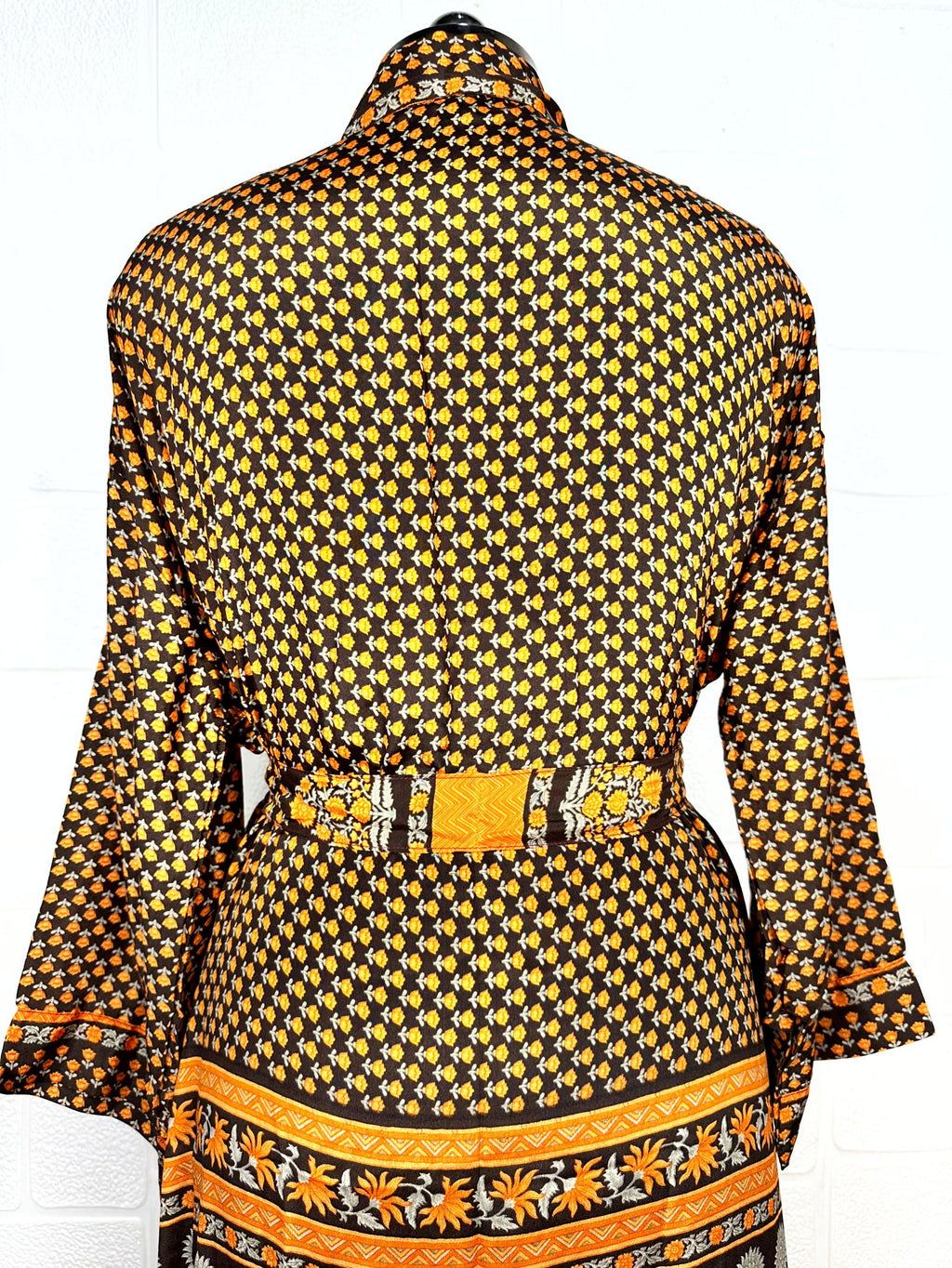 Women's Recycled Silk Kimono Robe in floral