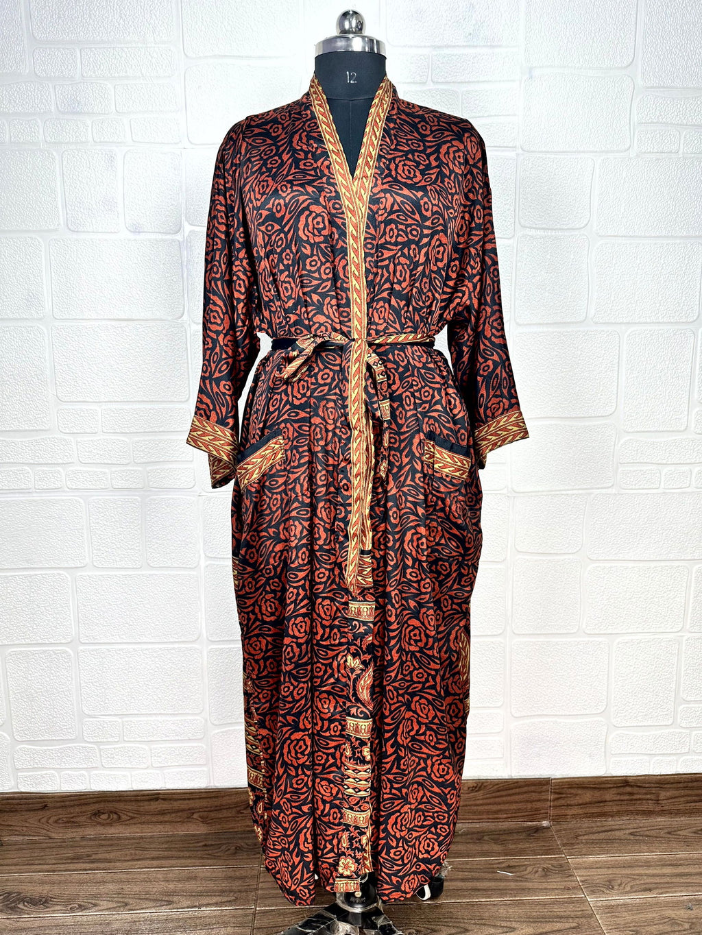 Women's Recycled Silk Kimono Robe in floral