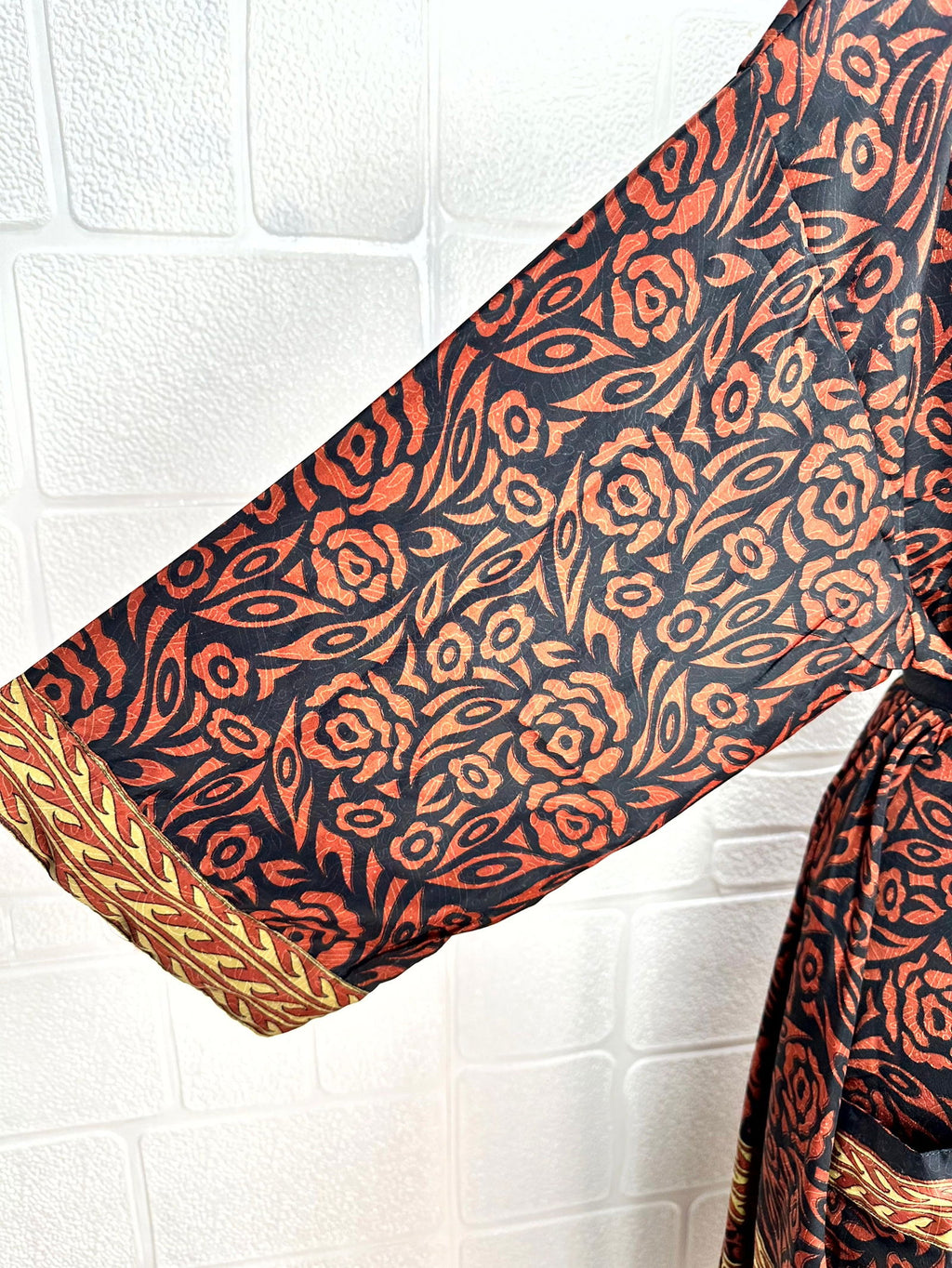 Women's Recycled Silk Kimono Robe in floral