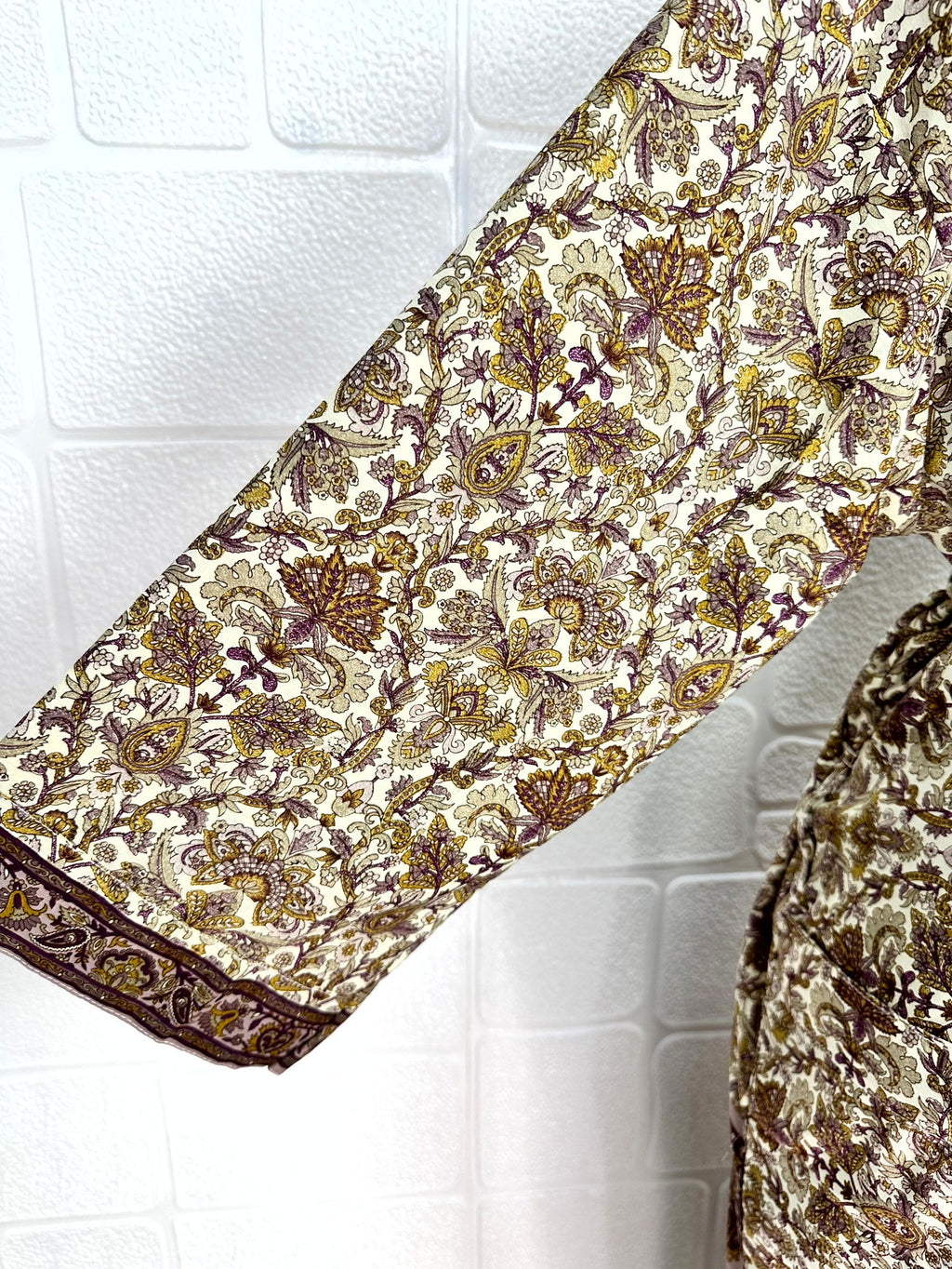Women's Recycled Silk Kimono Robe in white brown floral