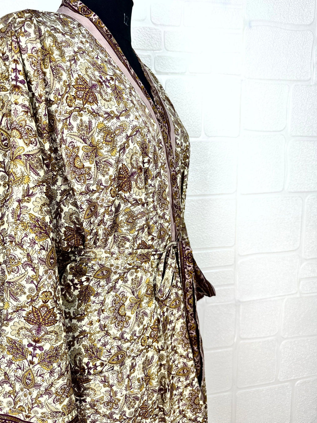 Women's Recycled Silk Kimono Robe in white brown floral