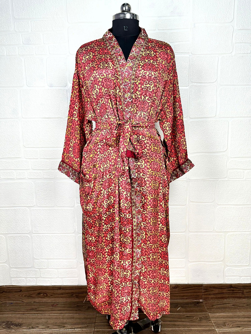 Women's Recycled Silk Kimono Robe in geometric