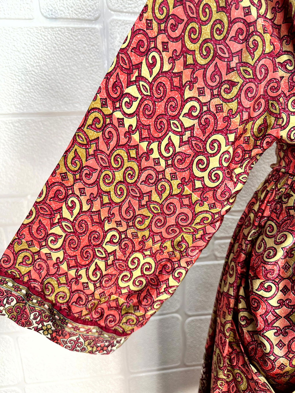 Women's Recycled Silk Kimono Robe in geometric