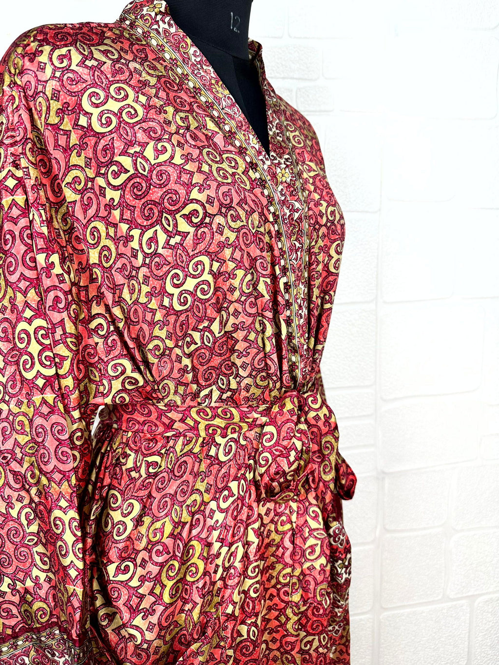 Women's Recycled Silk Kimono Robe in geometric