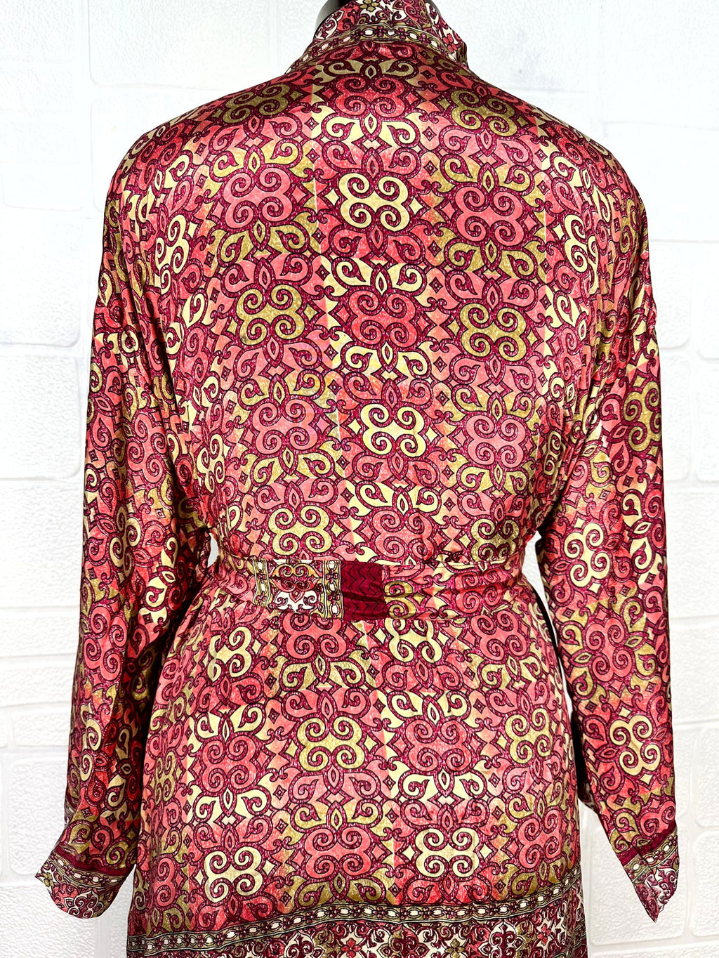 Women's Recycled Silk Kimono Robe in geometric