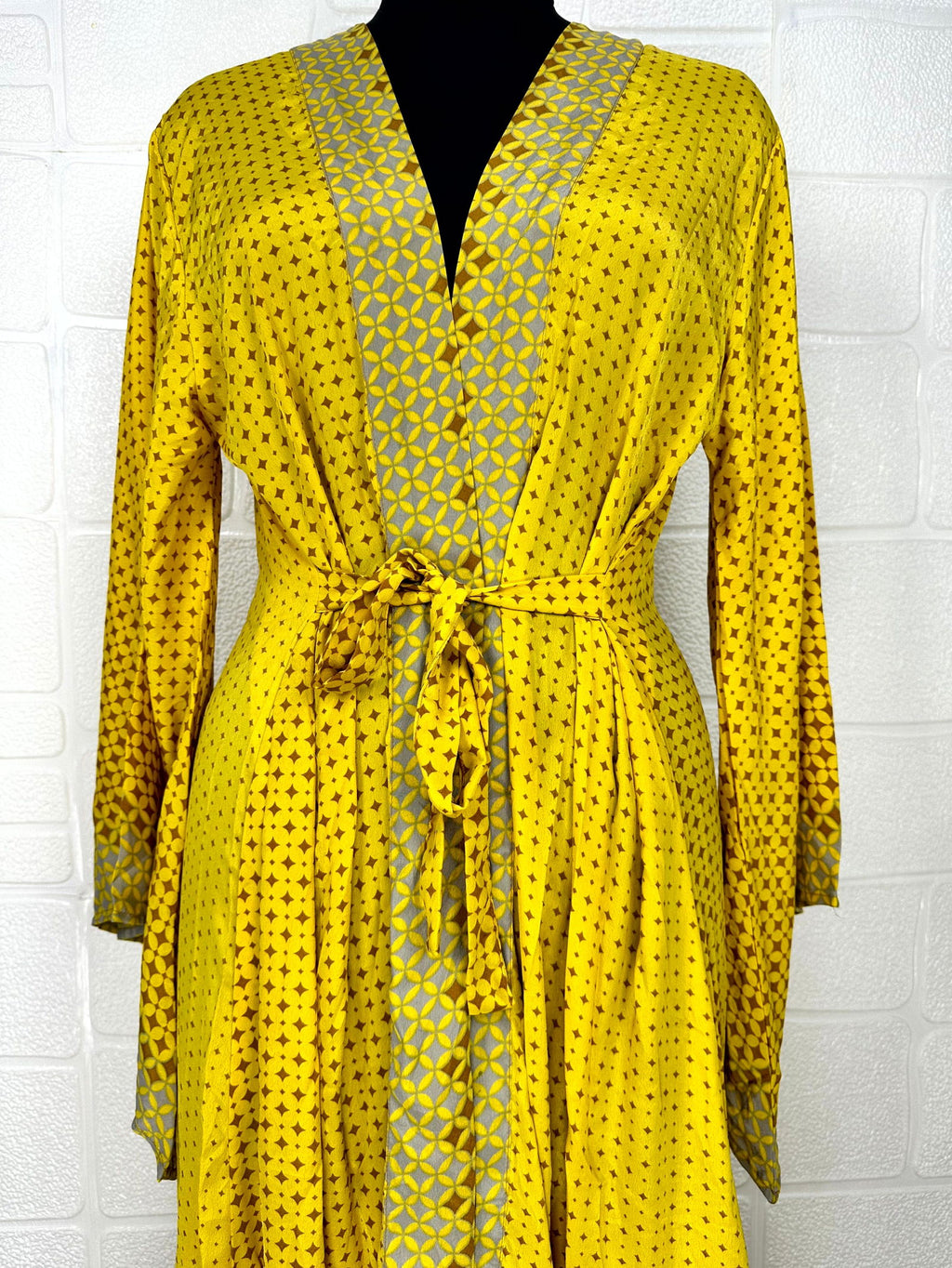 Women's Recycled Silk Kimono Robe in yellow geometric