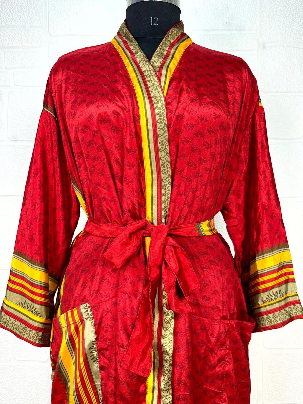 Women's Recycled Silk Kimono Robe in leaf