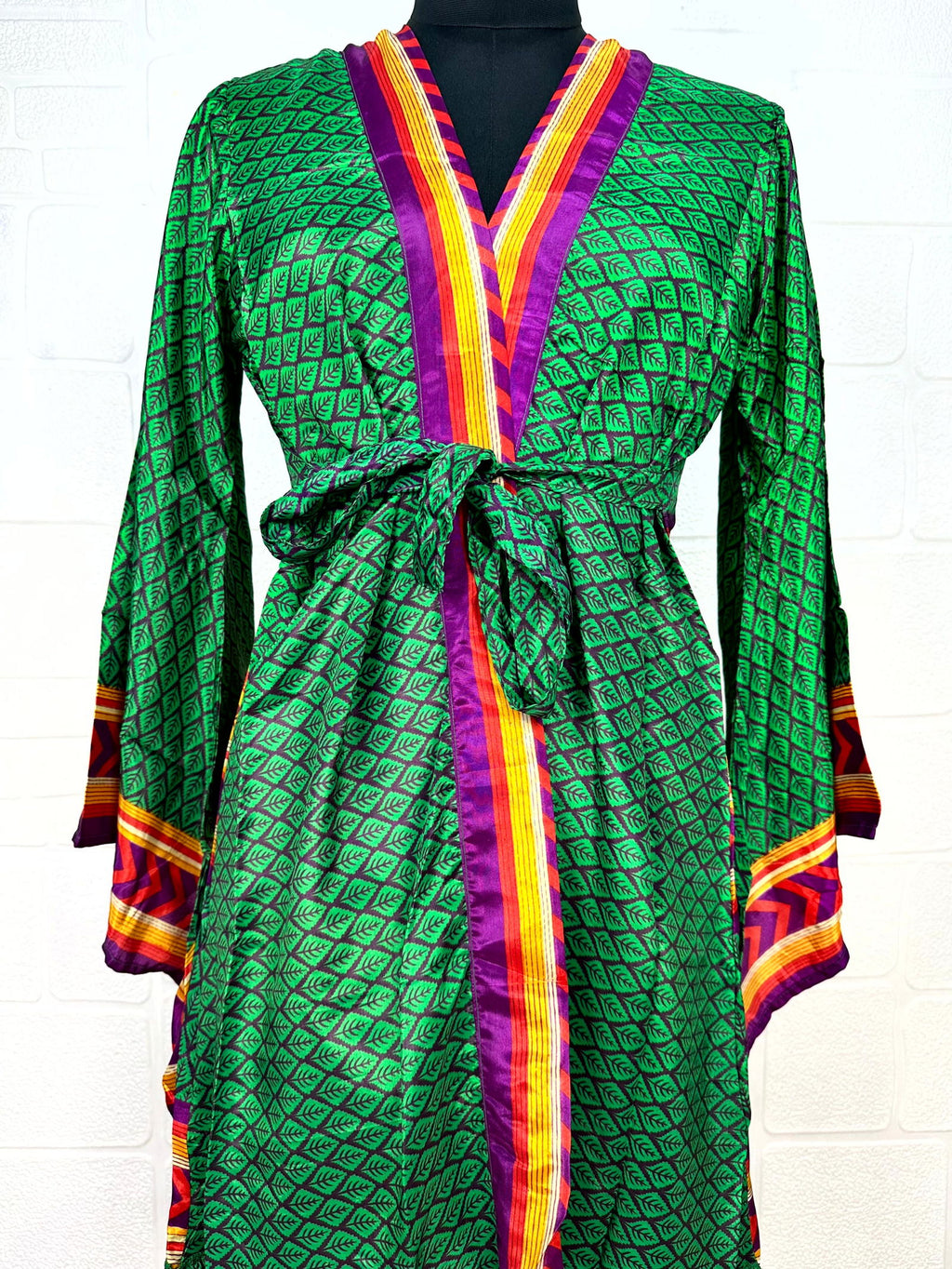 Women's Recycled Silk Kimono Robe in leaf