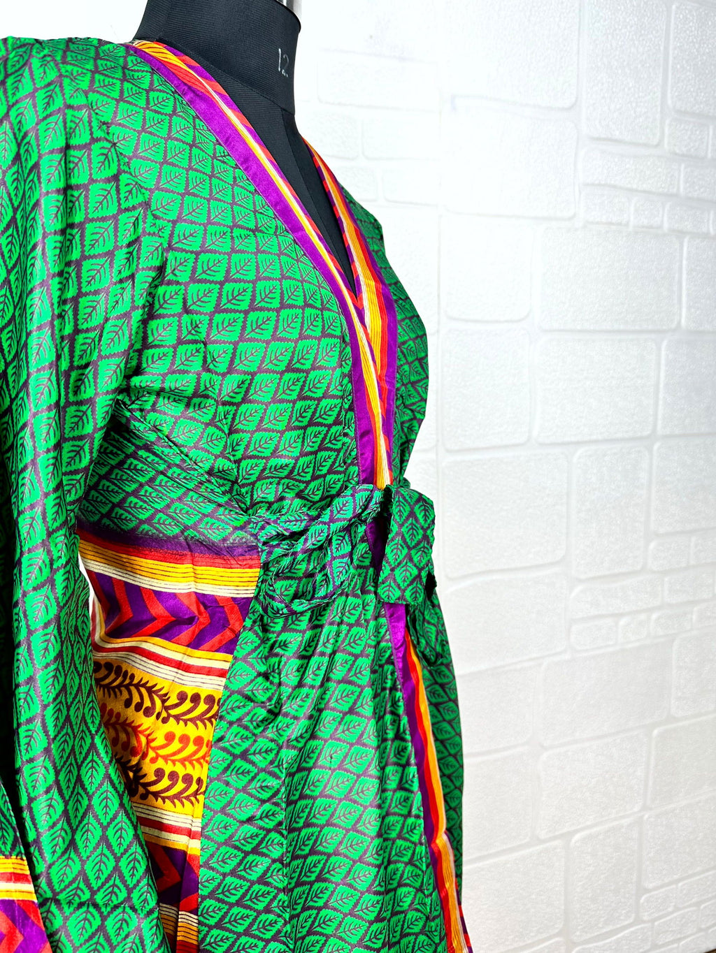 Women's Recycled Silk Kimono Robe in leaf