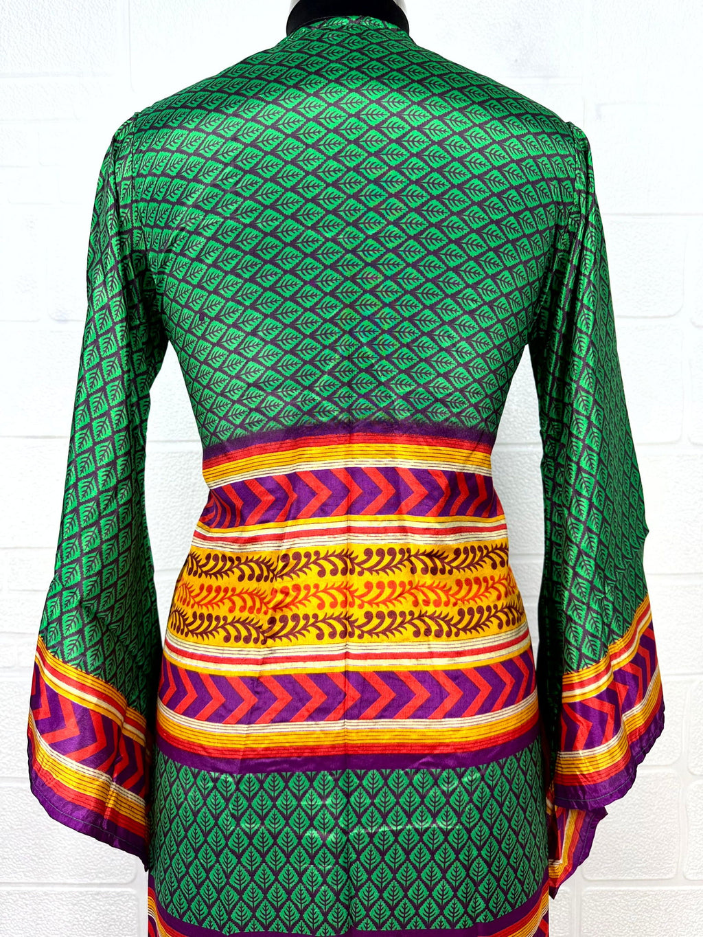Women's Recycled Silk Kimono Robe in leaf