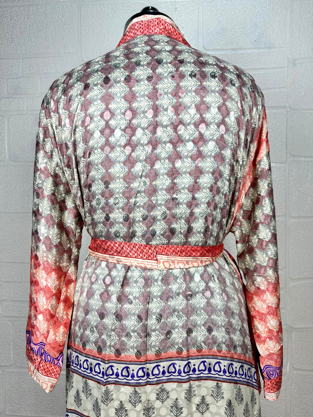 Women's Recycled Silk Kimono Robe in grey red leaf