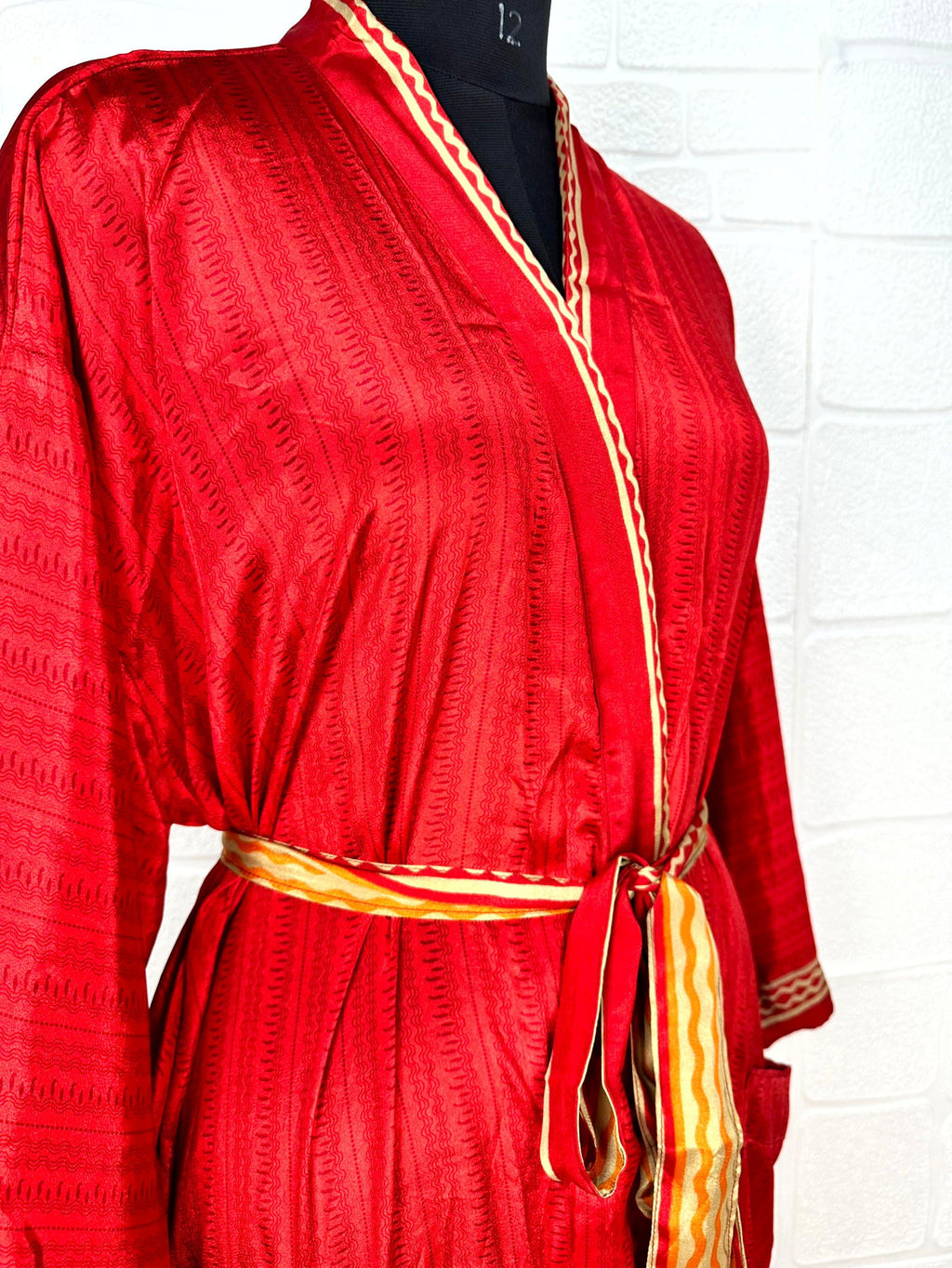 Women's Recycled Silk Kimono Robe in motif