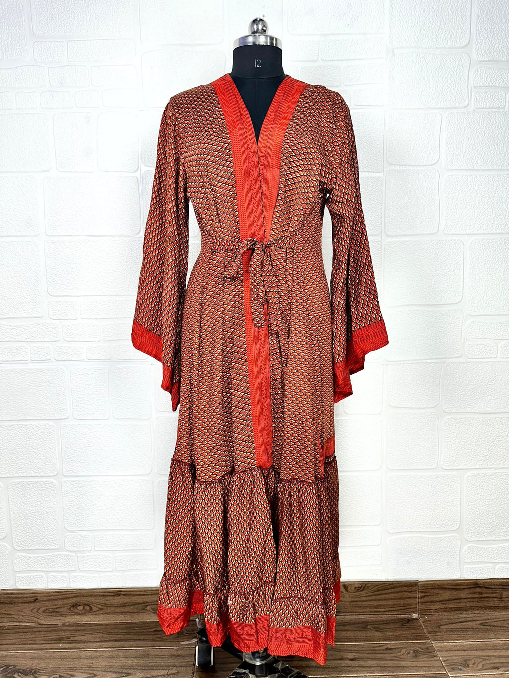 Women's Recycled Silk Kimono Robe in orange motif