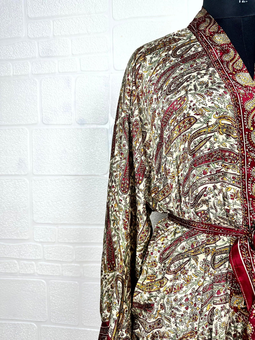 Women's Recycled Silk Kimono Robe in paisley