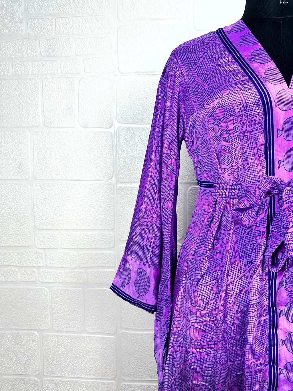 Women's Recycled Silk Kimono Robe in purple