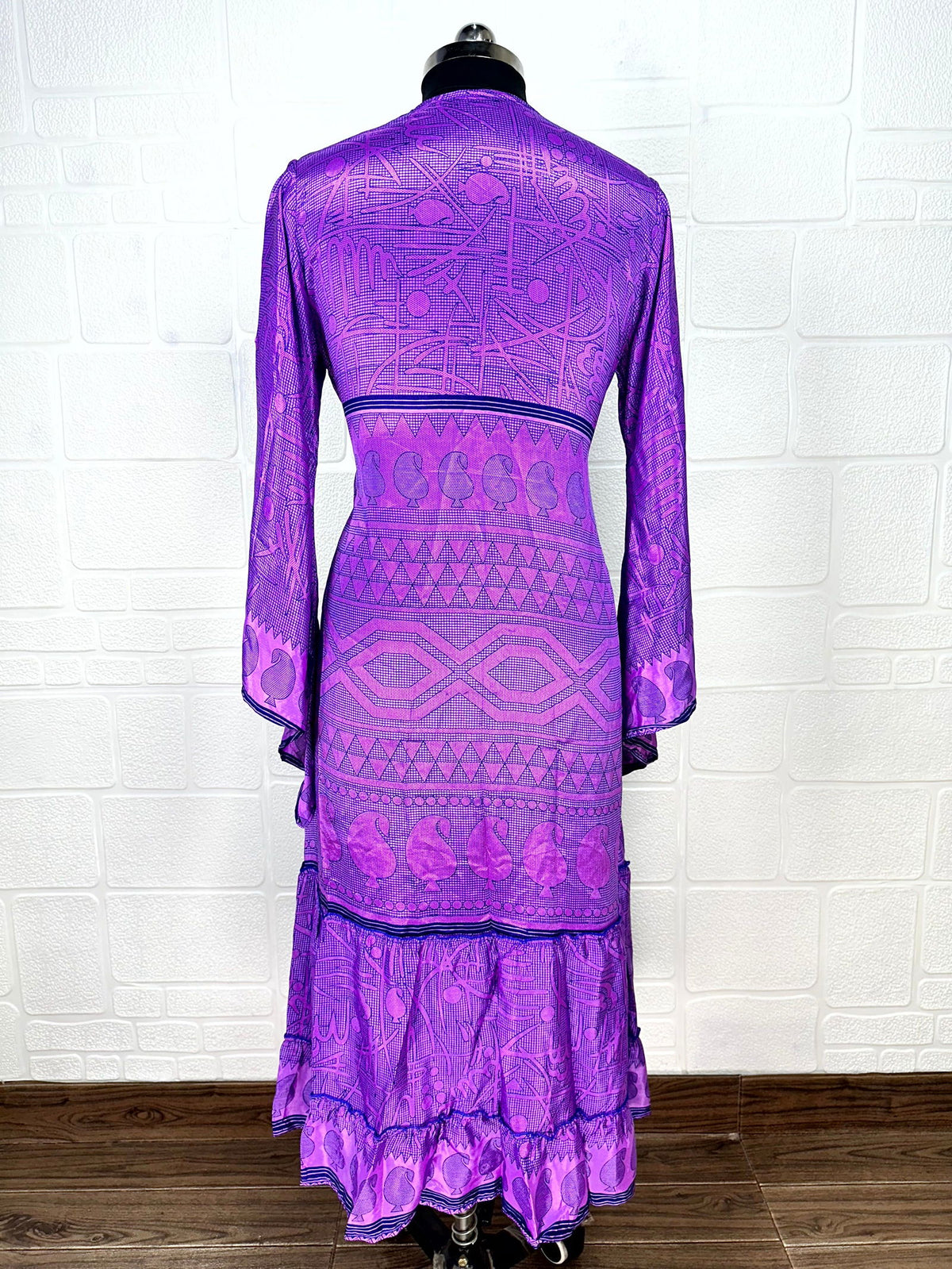 Women's Recycled Silk Kimono Robe in purple