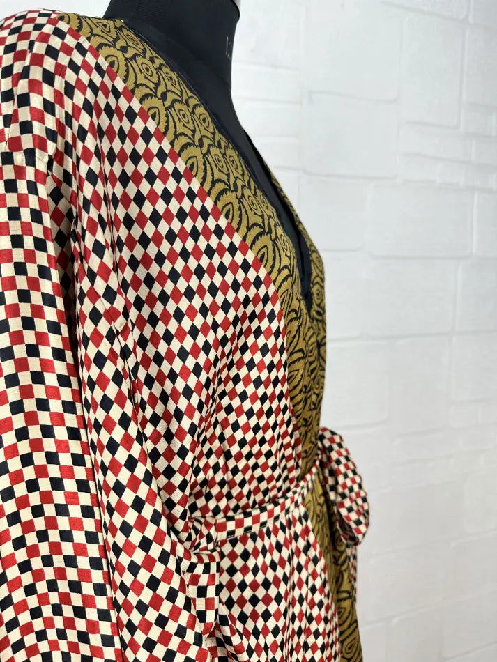 Women's Recycled Silk Short Kimono Robe