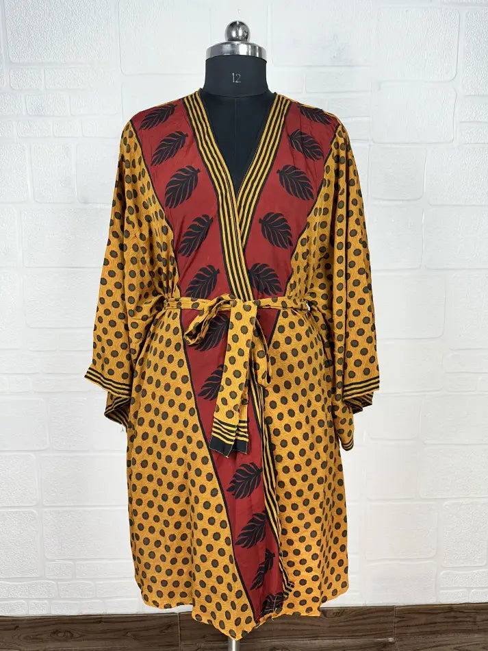 Women's Recycled Silk Short Kimono Robe
