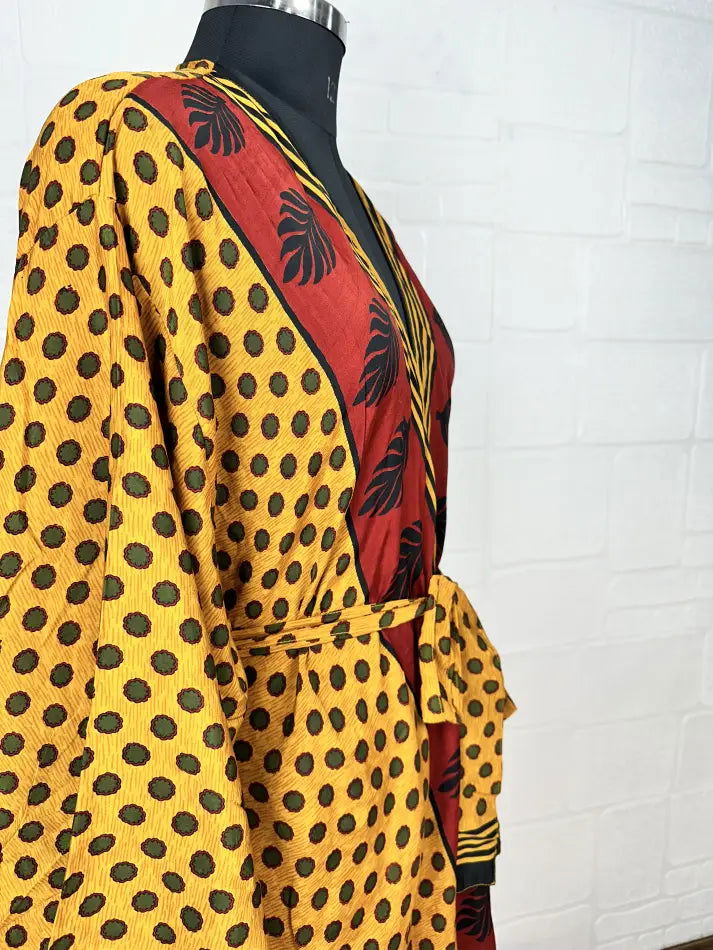 Women's Recycled Silk Short Kimono Robe