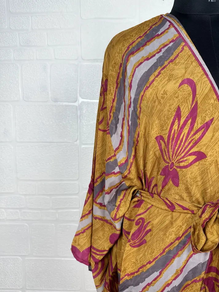 Women's Recycled Silk Short Kimono Robe