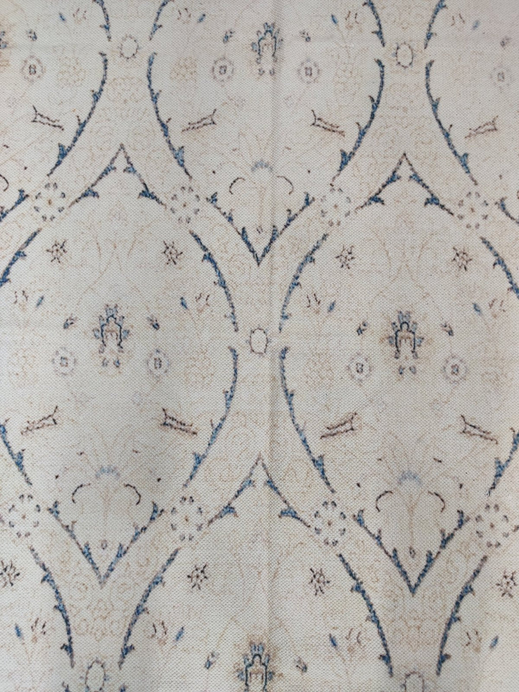Cotton Dhurrie Rug in motif, 6 x 4 ft