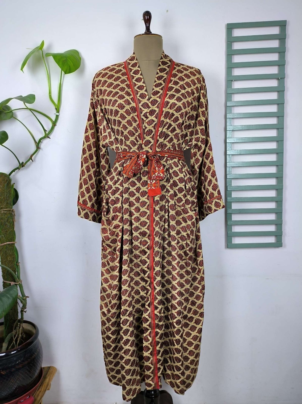 Upcycle Boho Chic Coverup Recycle Silk Sari Kimono Gorgeous Wardrobe Vintage Elegance House Robe | Duster Cardigan | Beige Orange Motifs - The Eastern Loom
