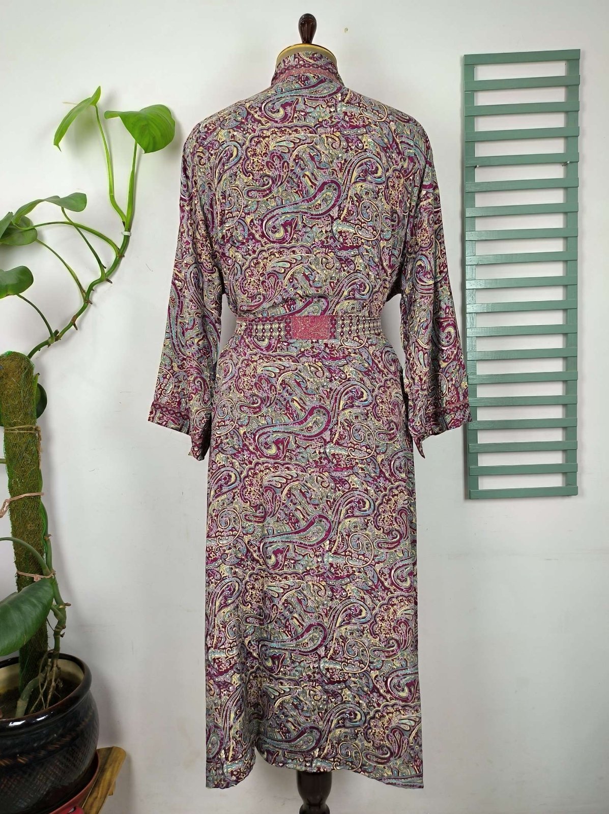 Upcycle Boho Chic Coverup Recycle Silk Sari Kimono Gorgeous Wardrobe Vintage Elegance House Robe | Duster Cardigan Pink Hue Persian Paisley - The Eastern Loom