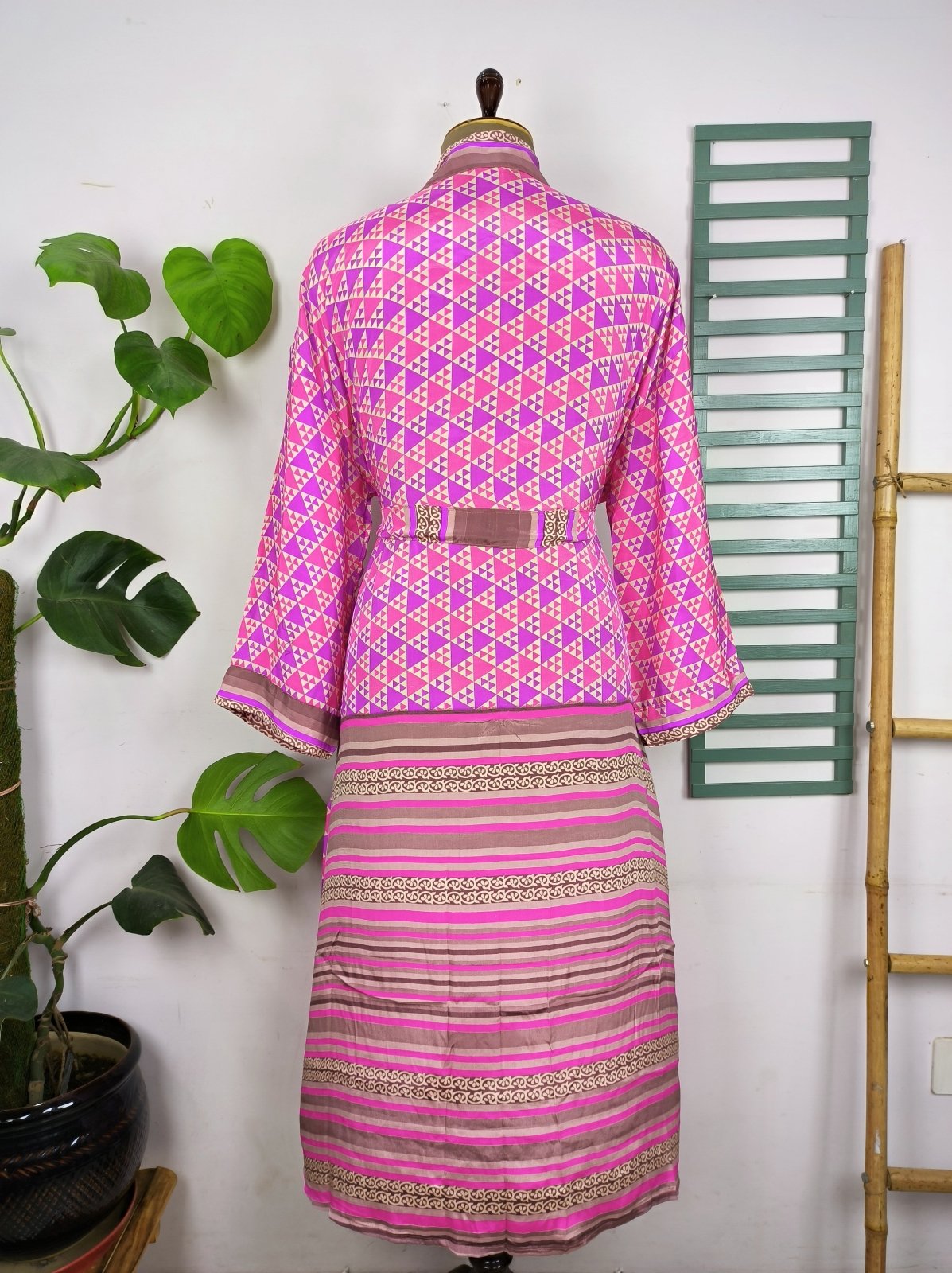 Upcycle Sustainable Boho Chic Coverup Recycle Silk Sari Kimono Gorgeous Wardrobe Vintage Elegance House Robe | Duster Cardigan | Pink Geometrical Print - The Eastern Loom